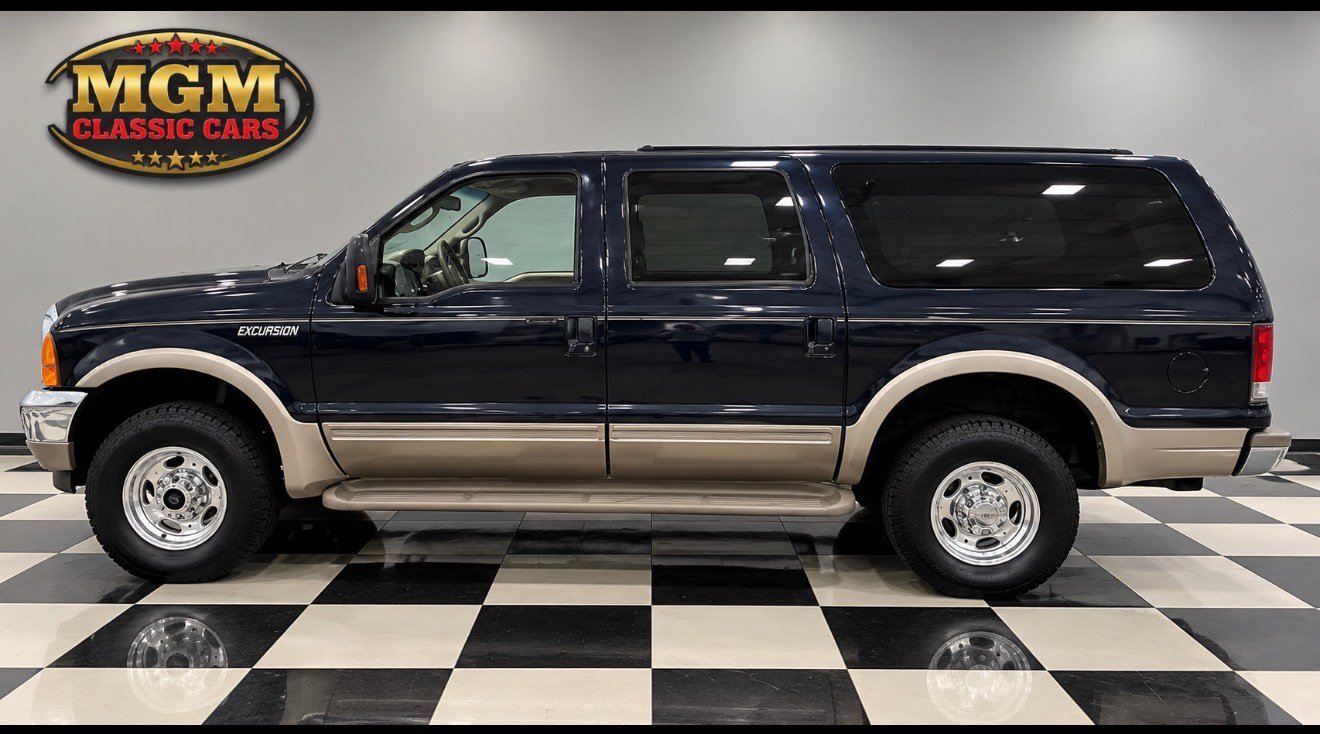 Used 2001 Ford Excursion Limited AWD/4WD image 2