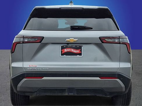 Used 2025 Chevrolet Equinox LT AWD/4WD image 5