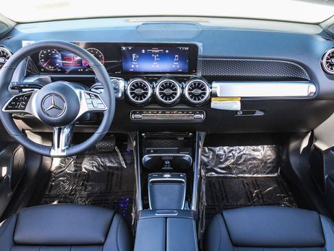 New 2026 Mercedes-Benz GLB 250 4MATIC image 12