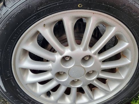 Used 1999 Pontiac Grand Am SE FWD image 12