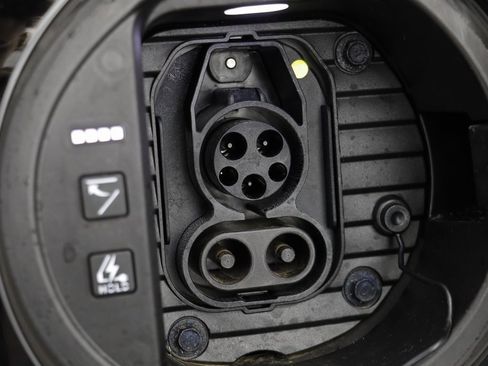 Used 2024 Hyundai Ioniq 6 Limited image 22