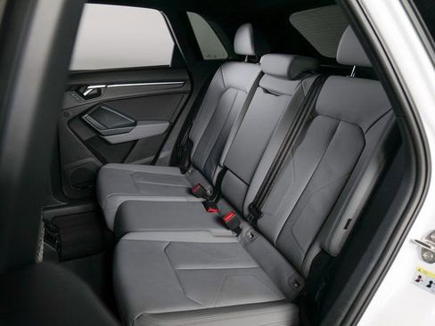 Certified 2023 Audi Q3 2.0T Premium Plus w/ Premium Plus Package image 11