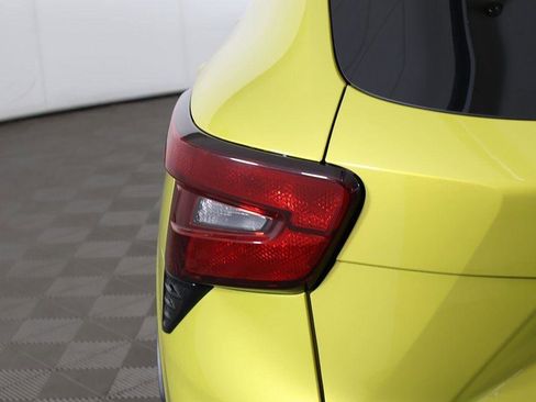 Used 2024 Chevrolet Trax RS image 13