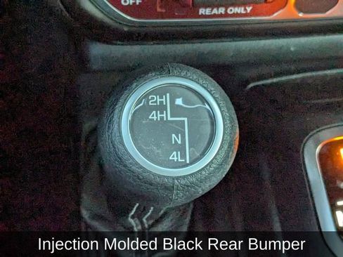 Used 2024 Jeep Wrangler Willys image 22