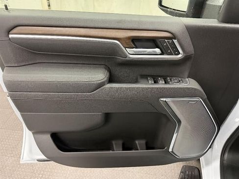 New 2026 Chevrolet Silverado 2500 High Country w/ High Country Premium Package AWD/4WD image 21