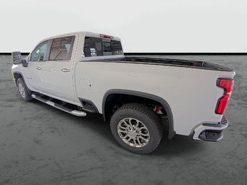 New 2026 Chevrolet Silverado 2500 LT w/ Z71 Chrome Sport Edition AWD/4WD image 11