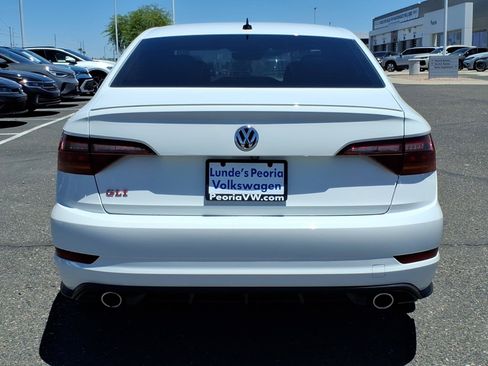 Used 2019 Volkswagen Jetta GLI FWD image 6