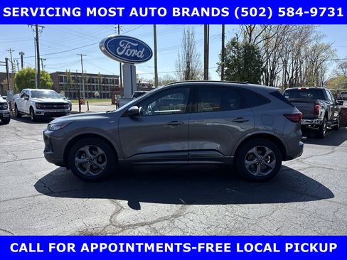 Used 2023 Ford Escape ST-Line Select w/ Class II Trailer Tow Package image 11