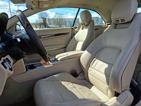Used 2016 Mercedes-Benz E 400 Cabriolet image 18