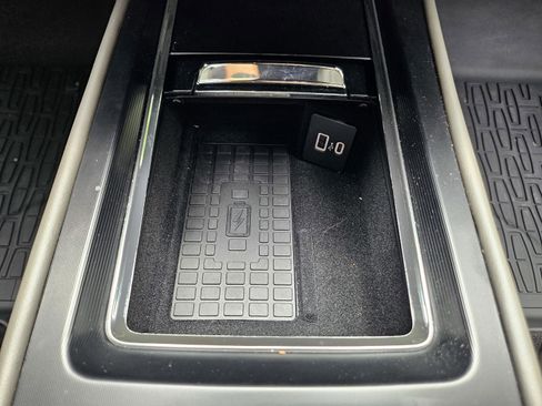 New 2025 Lincoln Corsair Reserve image 19