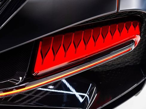 Used 2023 Bugatti Chiron Pur Sport image 40