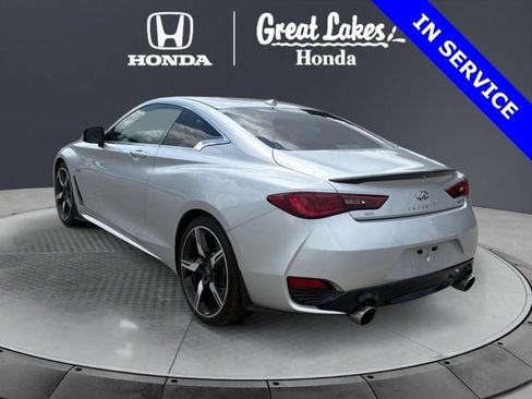 Used 2018 INFINITI Q60 Red Sport 400 w/ Sensory Package 3.0T Sport AWD/4WD image 4