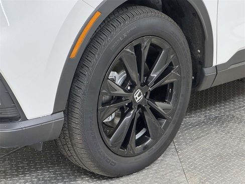 Used 2024 Honda CR-V Sport Touring image 9