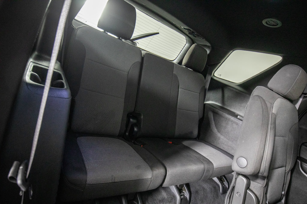 Used 2023 Chevrolet Traverse LT FWD image 14
