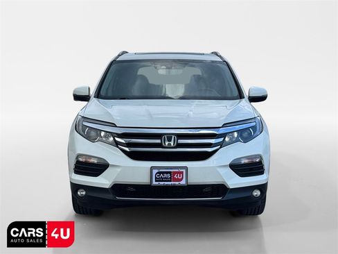 Used 2018 Honda Pilot Touring image 2