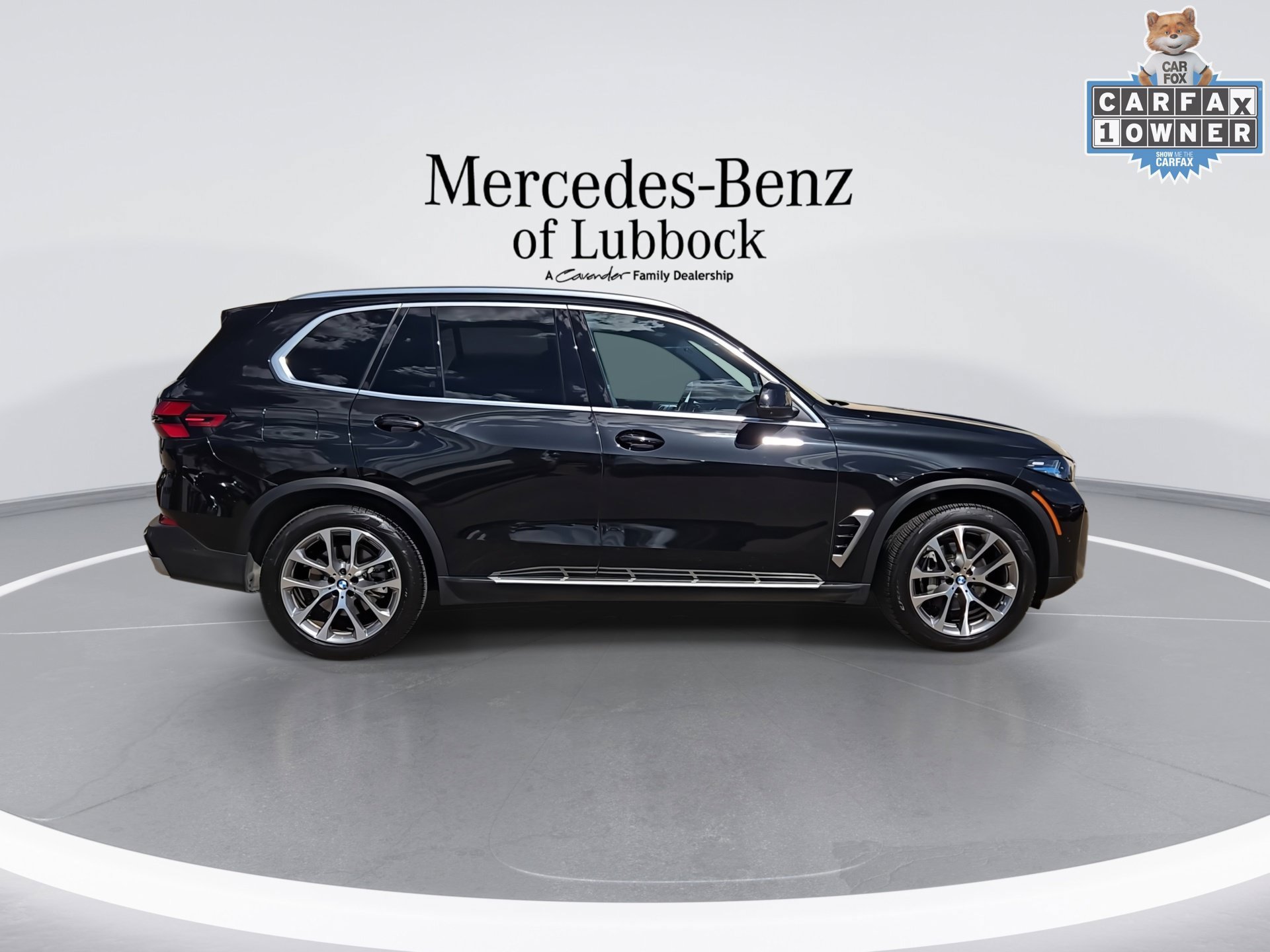 Used 2025 BMW X5 sDrive40i w/ Climate Comfort Package RWD image 9