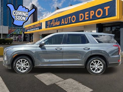 Used 2022 Hyundai Palisade SE FWD image 2