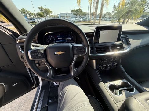 Used 2024 Chevrolet Tahoe Premier w/ Premium Package image 12