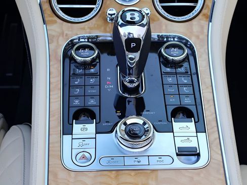 Used 2023 Bentley Continental GT Azure image 20