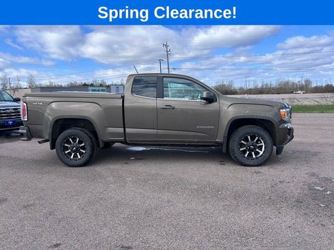 Used 2016 GMC Canyon SLE image 7