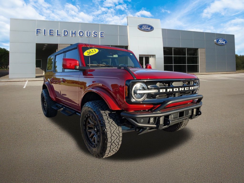Used 2024 Ford Bronco Outer Banks AWD/4WD image 3