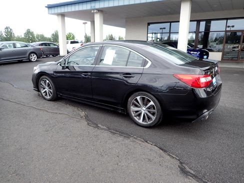 Used 2019 Subaru Legacy 2.5i Limited image 3