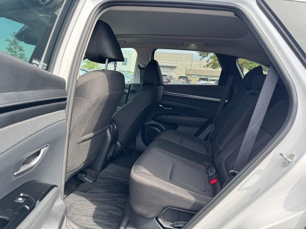 Certified 2022 Hyundai Tucson SEL AWD/4WD image 10