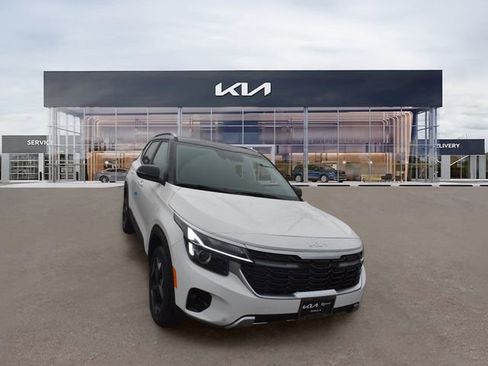New 2026 Kia Seltos S FWD image 10