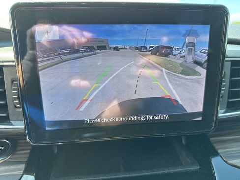 Used 2023 Ford Explorer Limited w/ Equipment Group 301A image 26