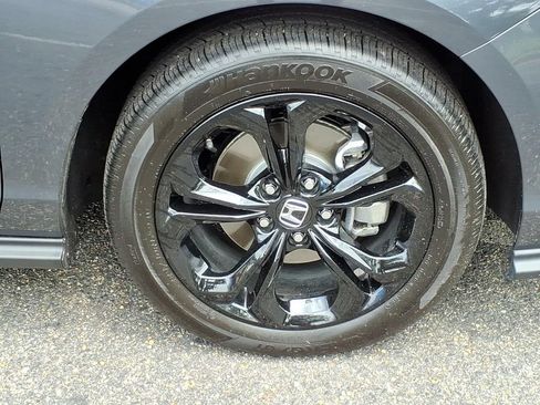 Used 2025 Honda Accord SE image 4