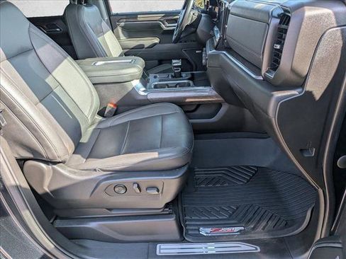 Used 2022 Chevrolet Silverado 1500 LTZ w/ LTZ Premium Package image 20