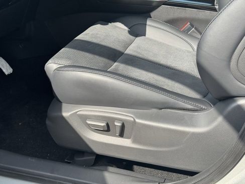 New 2025 Mitsubishi Eclipse Cross AWD image 18