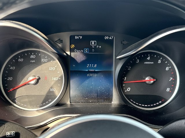 Used 2021 Mercedes-Benz GLC 300 image 27