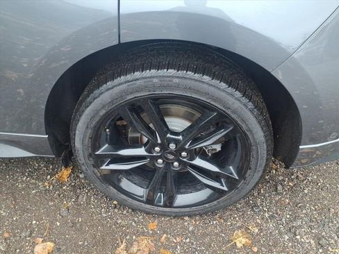 Certified 2024 Ford Edge ST w/ Equipment Group 401A image 10