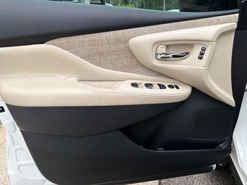 Used 2024 Nissan Murano SL FWD image 29