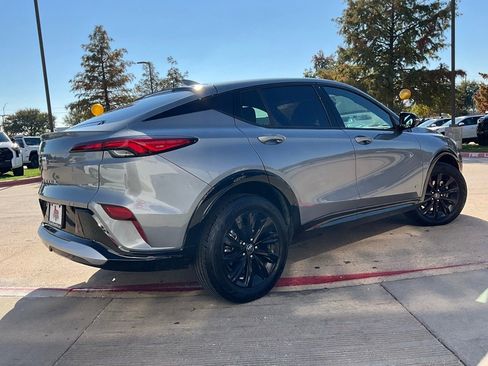 Used 2025 Buick Envista Sport Touring image 6