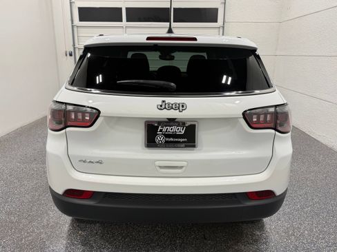 Used 2025 Jeep Compass Sport AWD/4WD image 5