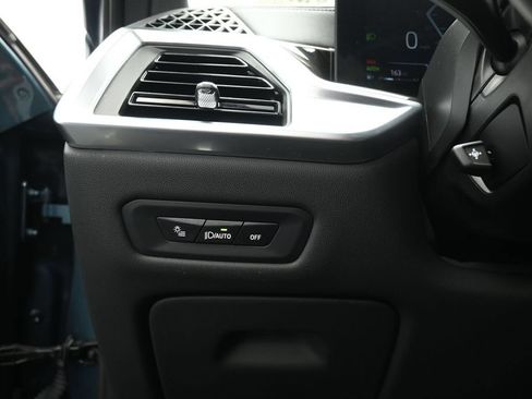 Used 2024 BMW X5 sDrive40i w/ Premium Package RWD image 10