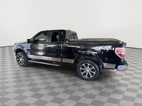 Used 2012 Ford F150 Lariat w/ Lariat Chrome Pkg image 2