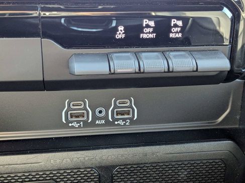 Used 2025 RAM 1500 Laramie AWD/4WD image 24