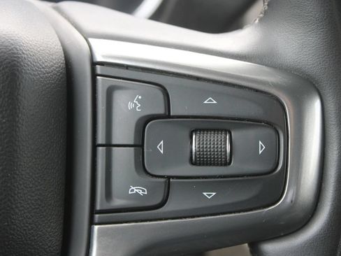 Used 2023 Chevrolet Silverado 2500 LT AWD/4WD image 33