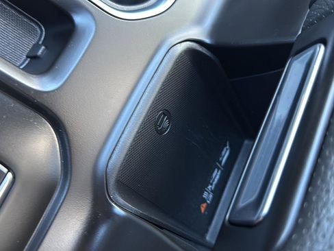 Used 2022 GMC Sierra 1500 Denali w/ Denali Reserve Package image 26