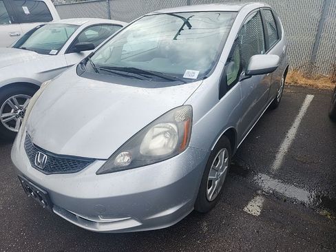 Used 2013 Honda Fit image 4