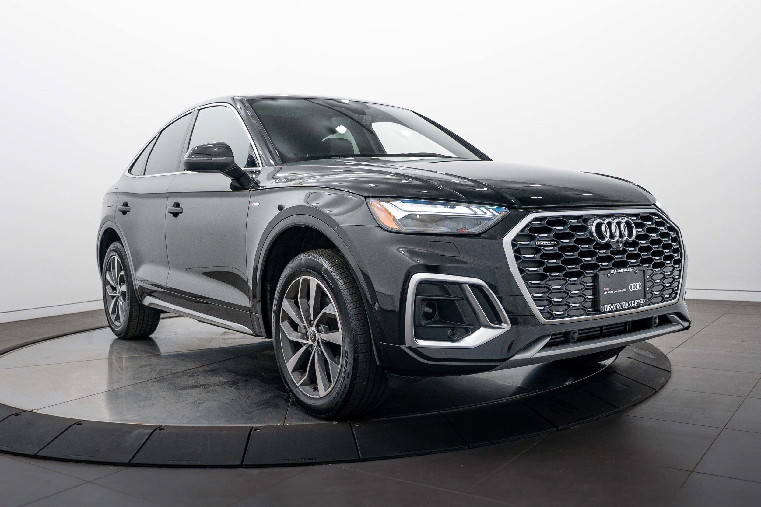 Certified 2023 Audi Q5 2.0T Prestige w/ Prestige Package AWD/4WD image 2