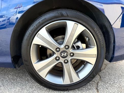 Used 2013 Hyundai Elantra SE image 39