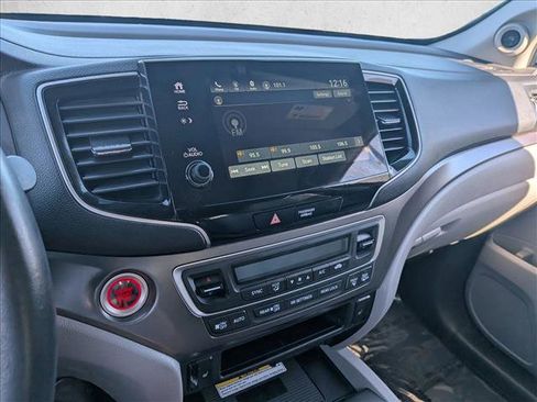 Used 2021 Honda Pilot Special Edition image 12