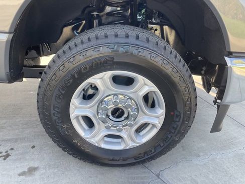 New 2026 Ford F250 XLT w/ XLT Premium Package image 32