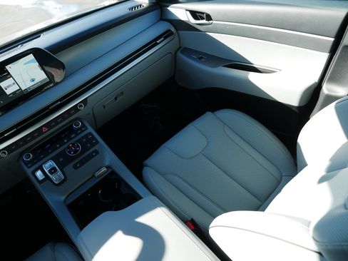 Used 2025 Hyundai Palisade SEL AWD/4WD image 11