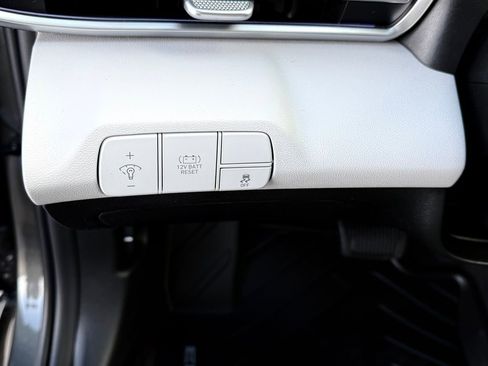 New 2026 Hyundai Elantra Limited image 11