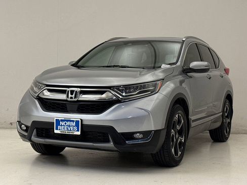 Used 2018 Honda CR-V Touring image 2